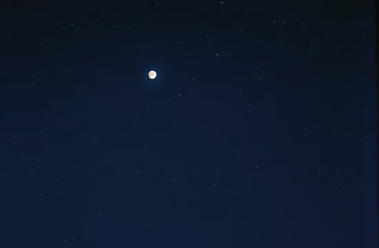 Микролуна субботы