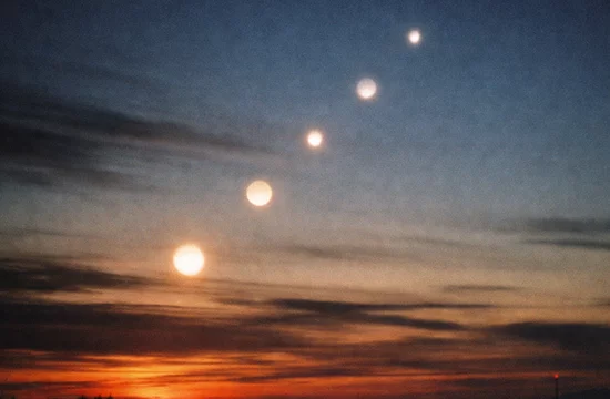 Февральский парад планет