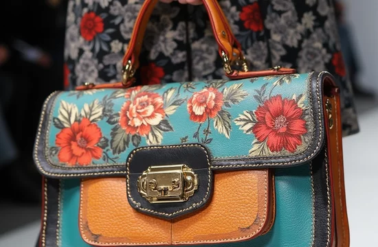 От "It Bag"